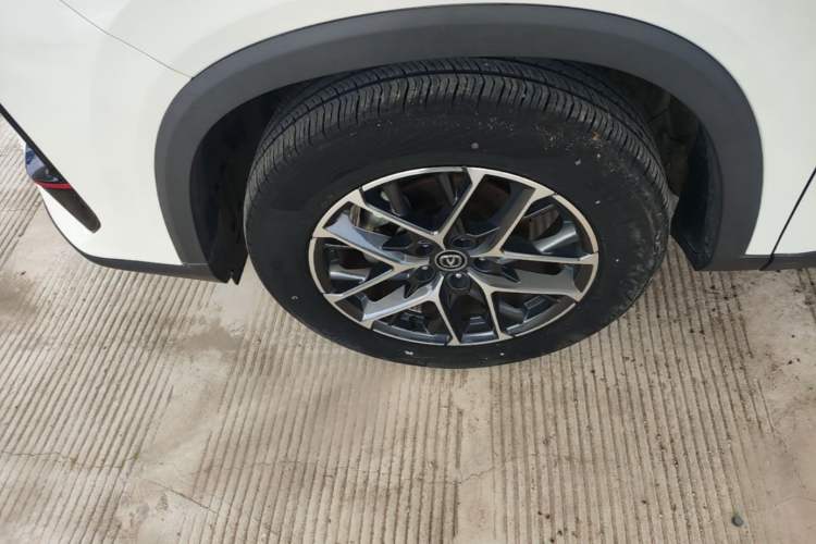 Used CHANGAN CS75 PLUS 2023 2nd Generation 1.5T Automatic Elite Version Exterior 4