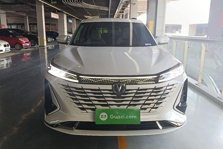 Used CHANGAN CS75 PLUS 2023 3rd Generation 1.5T Automatic Prestige Model Front