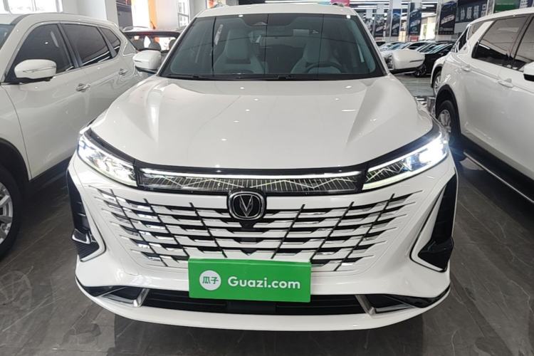 Used CHANGAN CS75 PLUS 2023 3rd Generation 1.5T Automatic Pilot Model Front