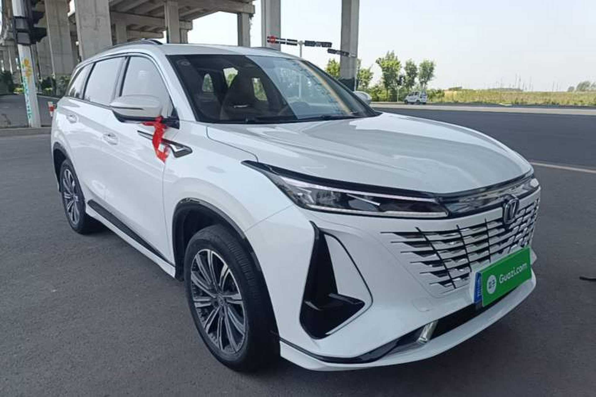 Used CHANGAN CS75 PLUS 2023 3rd Generation 1.5T Automatic Pilot Model Front Right 45 Deg