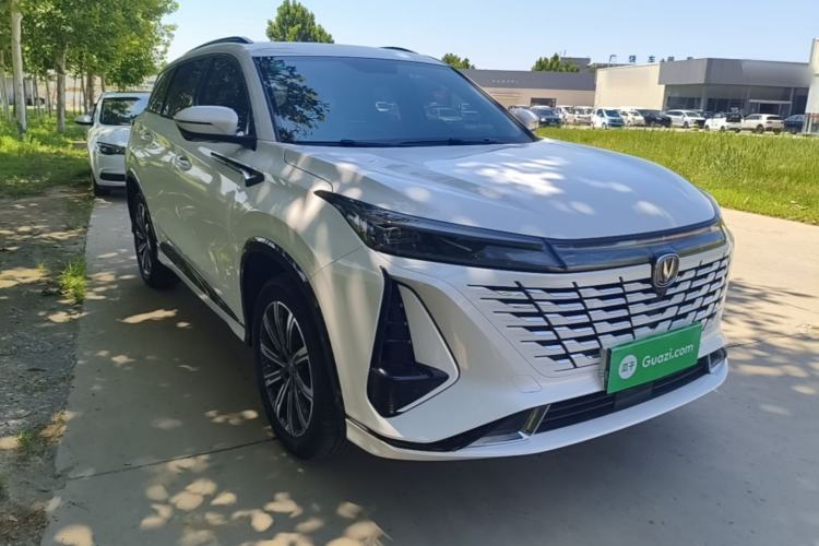 Used CHANGAN CS75 PLUS 2023 3rd Generation 1.5T Automatic Prestige Model Front Right 45 Deg