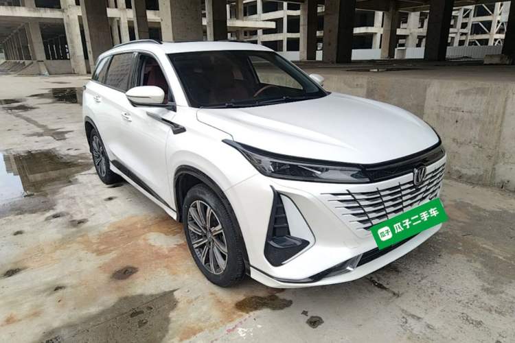 Used CHANGAN CS75 PLUS 2023 3rd Generation 1.5T Automatic Prestige Model Front Right 45 Deg