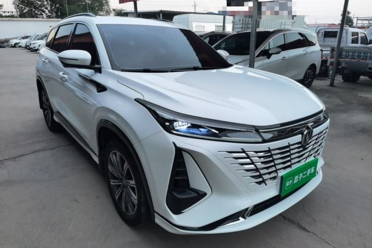 Used CHANGAN CS75 PLUS 2023 3rd Generation 1.5T Automatic Prestige Model Front Right 45 Deg