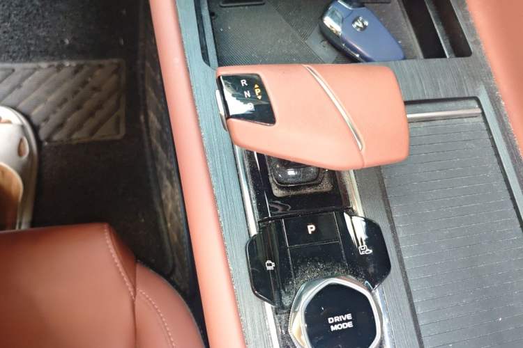 Used CHANGAN CS75 PLUS 2023 3rd Generation 1.5T Automatic Prestige Model Gear Lever