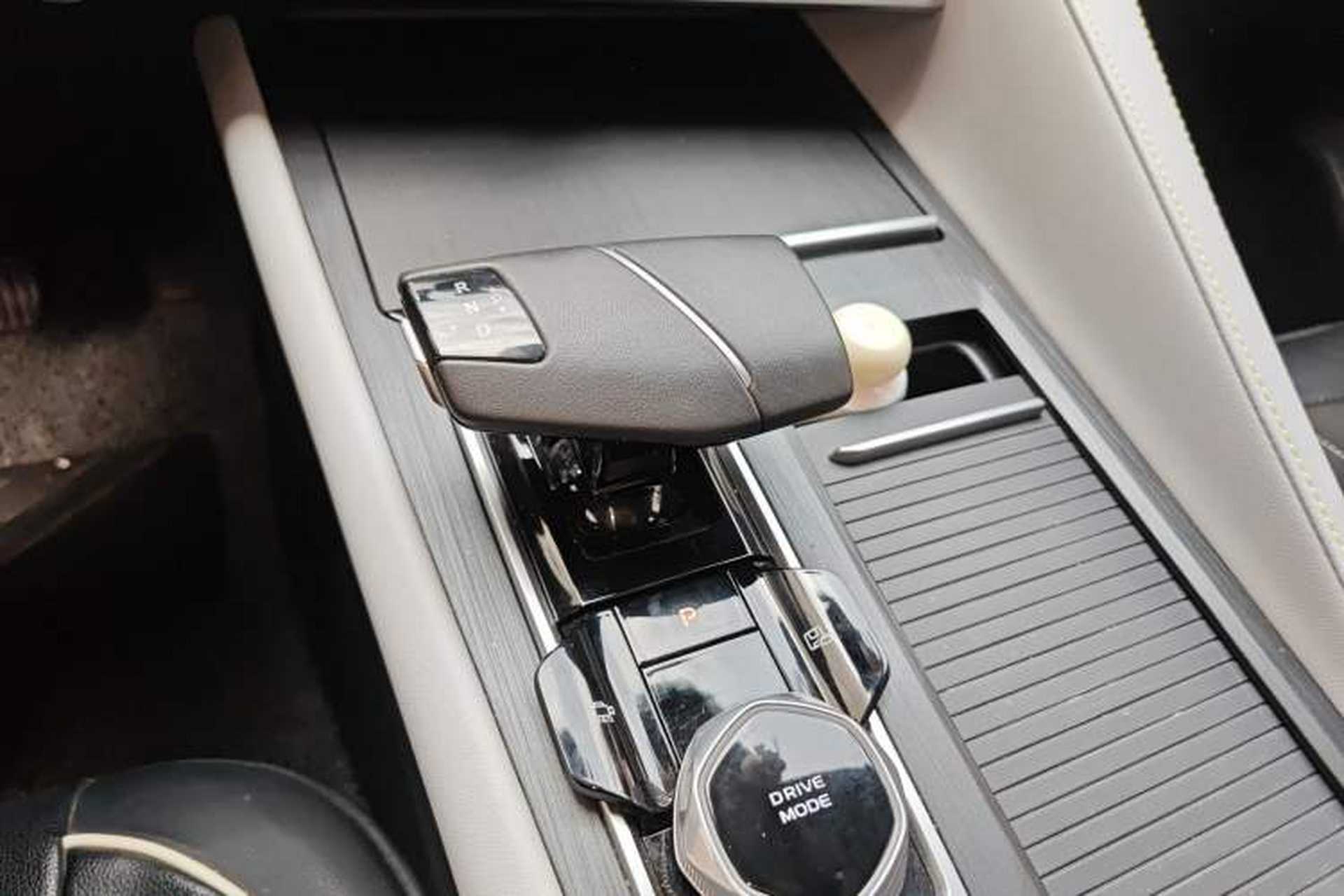 Used CHANGAN CS75 PLUS 2023 3rd Generation 1.5T Automatic Prestige Model Gear Lever