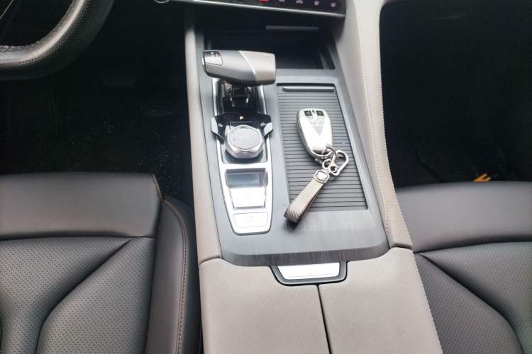 Used CHANGAN CS75 PLUS 2023 2nd Generation 1.5T Automatic Elite Version Gear Lever