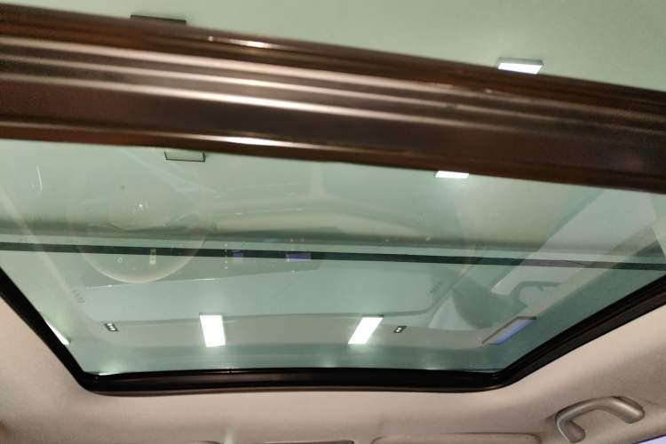 Used CHANGAN CS75 PLUS 2023 3rd Generation 1.5T Automatic Prestige Model Headliner