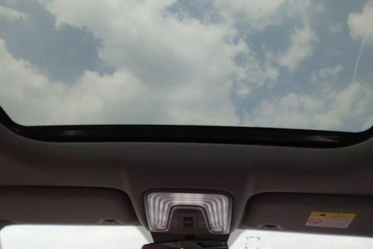Used CHANGAN CS75 PLUS 2023 3rd Generation 1.5T Automatic Prestige Model Headliner