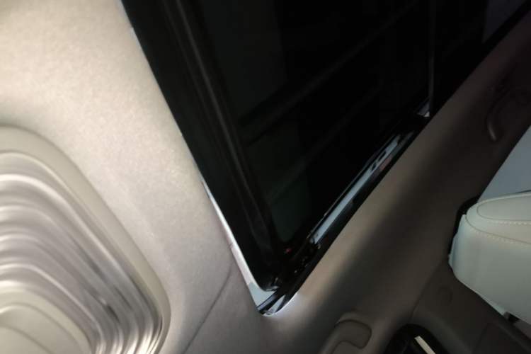 Used CHANGAN CS75 PLUS 2023 3rd Generation 1.5T Automatic Prestige Model Headliner
