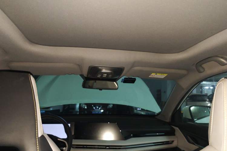 Used CHANGAN CS75 PLUS 2023 3rd Generation 1.5T Automatic Prestige Model Headliner