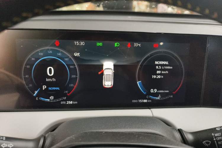Used CHANGAN CS75 PLUS 2023 3rd Generation 1.5T Automatic Prestige Model Instrument Cluster