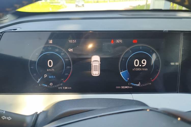Used CHANGAN CS75 PLUS 2023 3rd Generation 1.5T Automatic Prestige Model Instrument Cluster