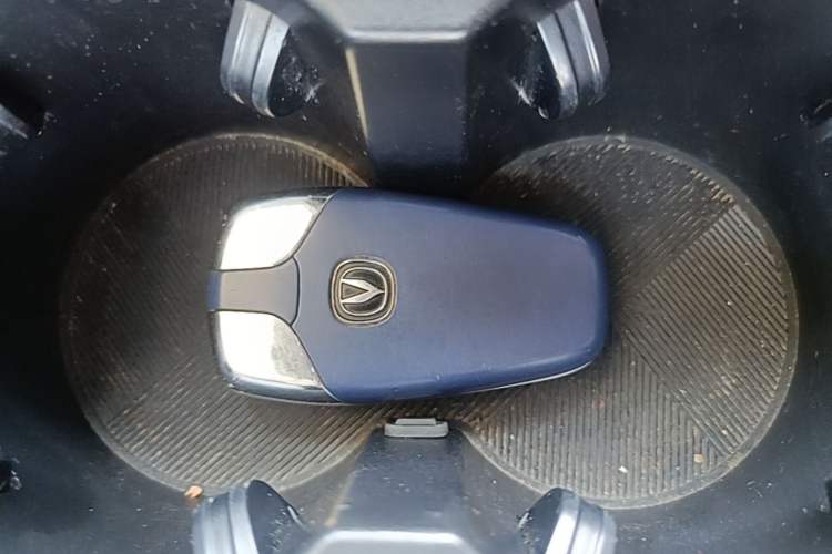 Used CHANGAN CS75 PLUS 2023 3rd Generation 1.5T Automatic Pilot Model Interior 1