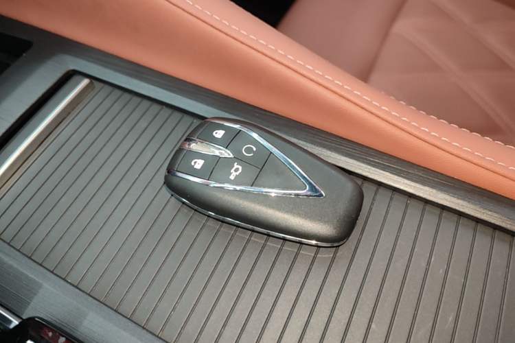 Used CHANGAN CS75 PLUS 2023 3rd Generation 1.5T Automatic Prestige Model Interior 1
