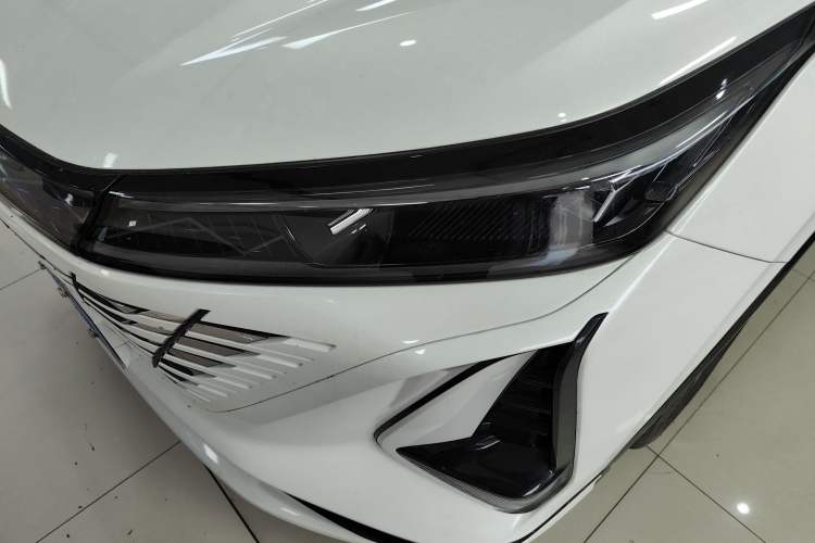 Used CHANGAN CS75 PLUS 2023 3rd Generation 1.5T Automatic Prestige Model Left Front Headlight