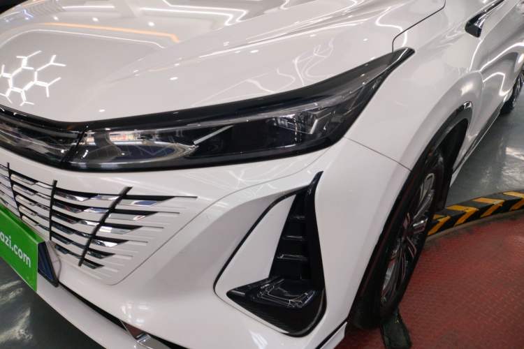 Used CHANGAN CS75 PLUS 2023 3rd Generation 1.5T Automatic Prestige Model Left Front Headlight