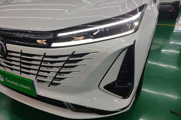 Used CHANGAN CS75 PLUS 2023 3rd Generation 1.5T Automatic Prestige Model Left Front Headlight