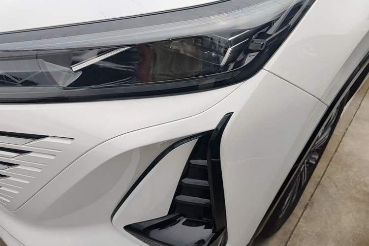 Used CHANGAN CS75 PLUS 2023 3rd Generation 1.5T Automatic Prestige Model Left Front Headlight