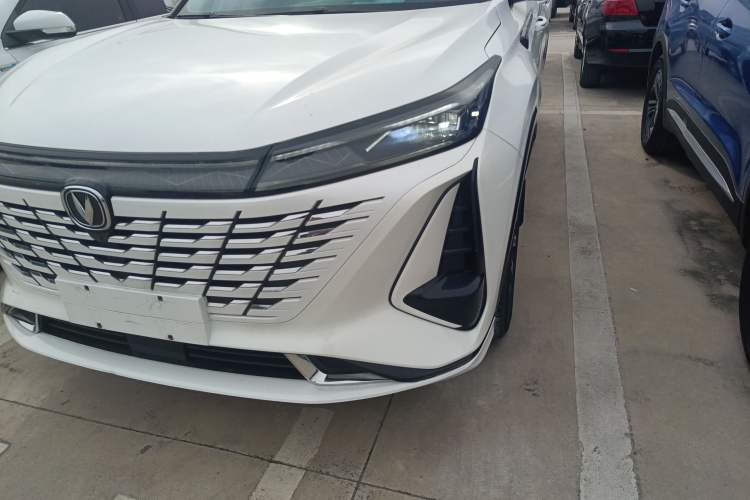 Used CHANGAN CS75 PLUS 2023 3rd Generation 1.5T Automatic Prestige Model Left Front Headlight