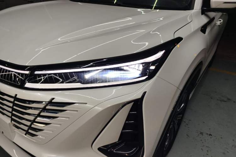 Used CHANGAN CS75 PLUS 2023 3rd Generation 1.5T Automatic Prestige Model Left Front Headlight