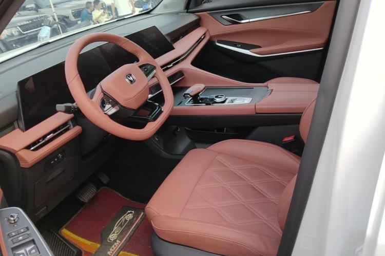 Used CHANGAN CS75 PLUS 2023 3rd Generation 1.5T Automatic Prestige Model Left Front Seat