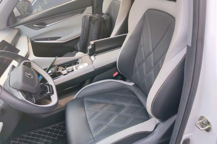Used CHANGAN CS75 PLUS 2023 3rd Generation 1.5T Automatic Prestige Model Left Front Seat
