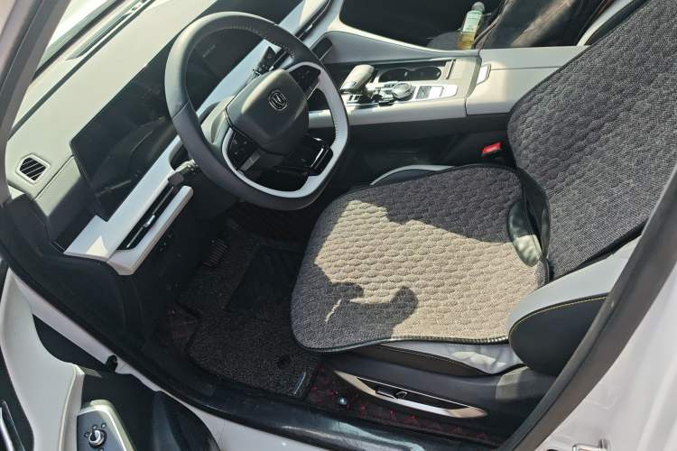 Used CHANGAN CS75 PLUS 2023 3rd Generation 1.5T Automatic Prestige Model Left Front Seat