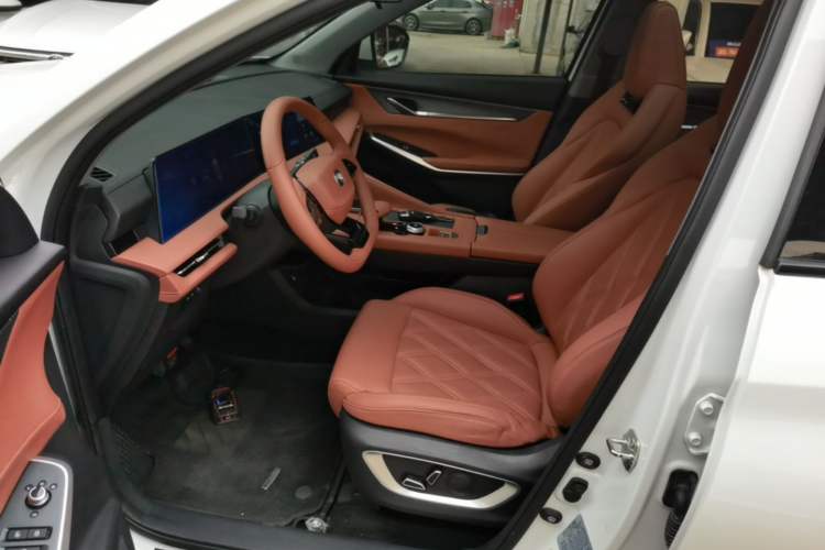 Used CHANGAN CS75 PLUS 2023 3rd Generation 1.5T Automatic Prestige Model Left Front Seat