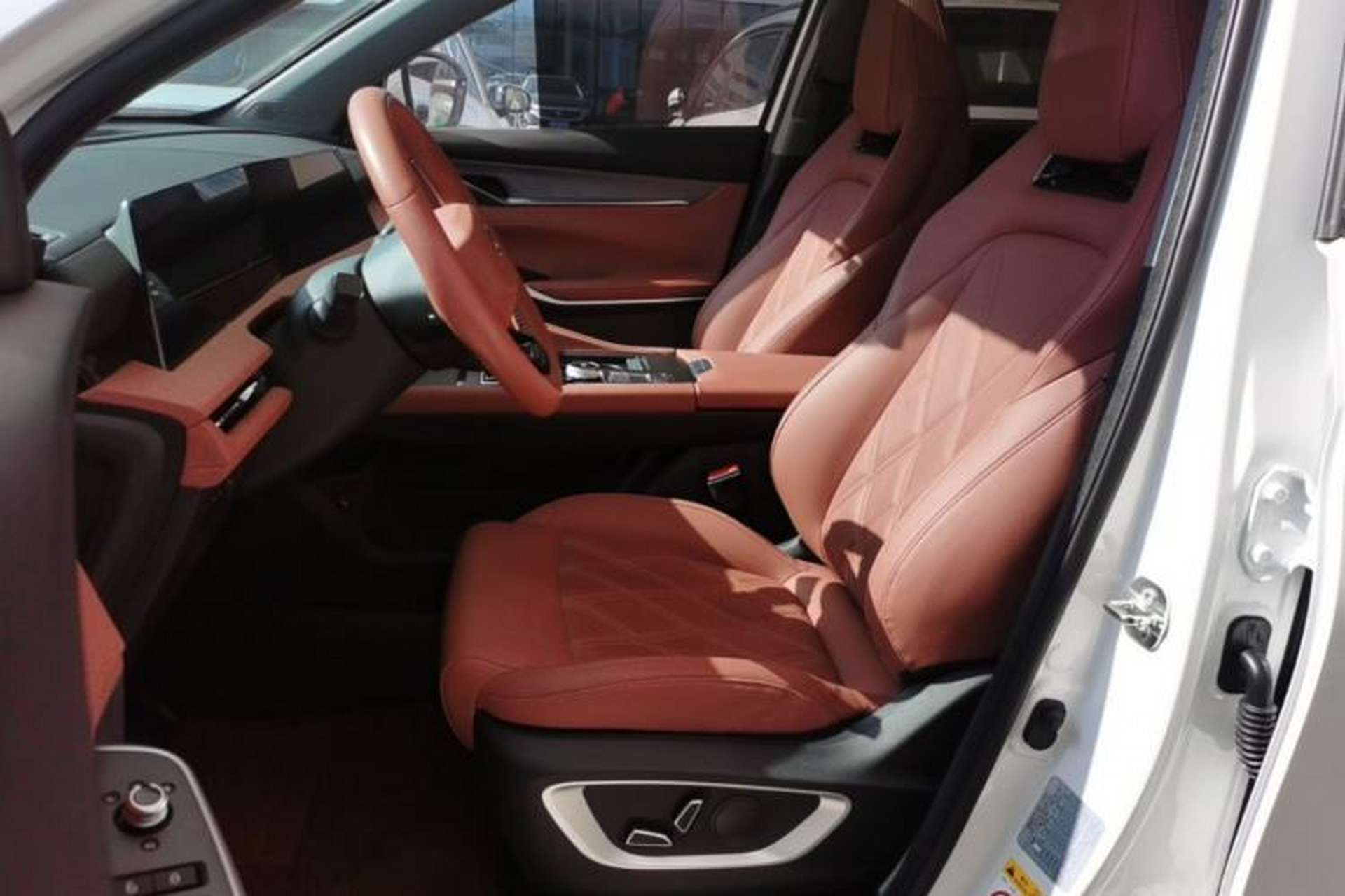 Used CHANGAN CS75 PLUS 2023 3rd Generation 1.5T Automatic Prestige Model Left Front Seat