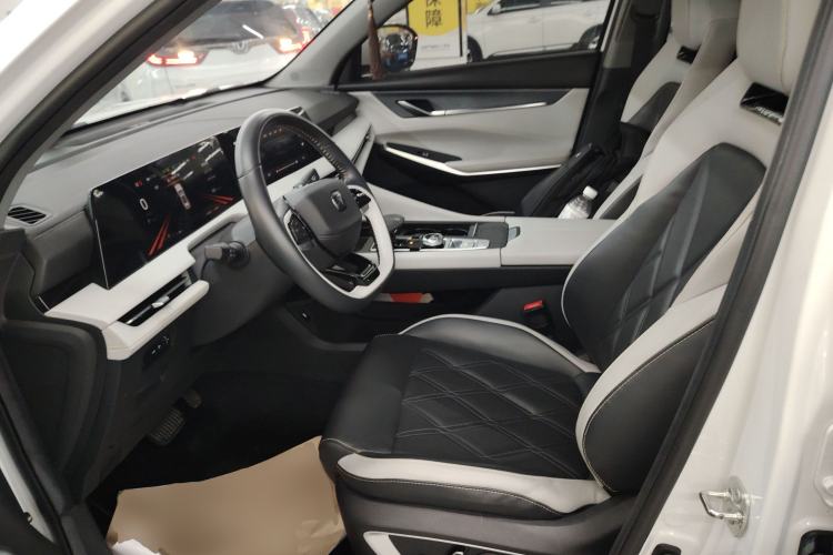 Used CHANGAN CS75 PLUS 2023 3rd Generation 1.5T Automatic Prestige Model Left Front Seat