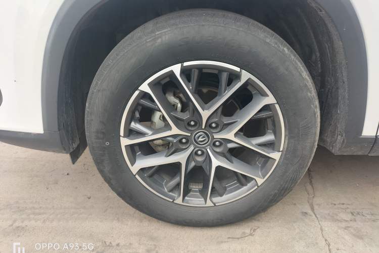 Used CHANGAN CS75 PLUS 2023 2nd Generation 1.5T Automatic Elite Version Left Front Wheel Hub