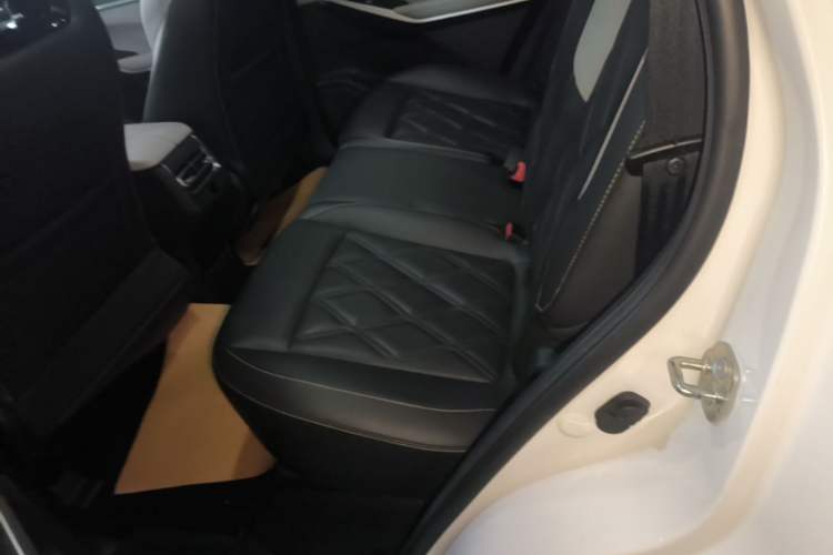 Used CHANGAN CS75 PLUS 2023 3rd Generation 1.5T Automatic Prestige Model Left Rear Seat