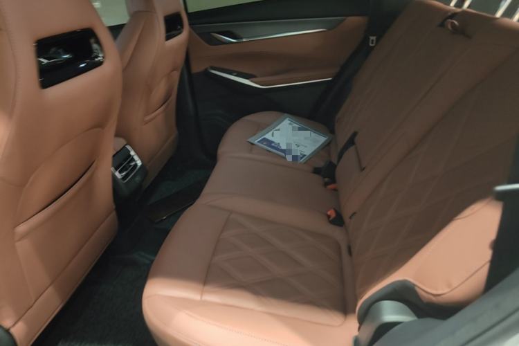 Used CHANGAN CS75 PLUS 2023 3rd Generation 1.5T Automatic Pilot Model Left Rear Seat