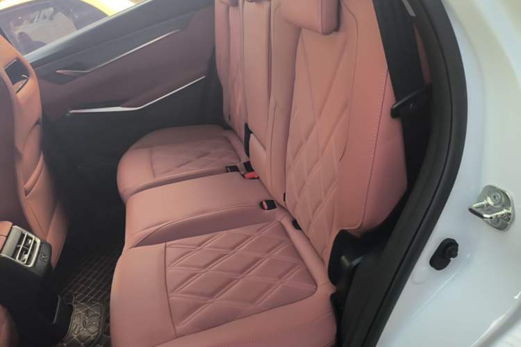 Used CHANGAN CS75 PLUS 2023 3rd Generation 1.5T Automatic Prestige Model Left Rear Seat