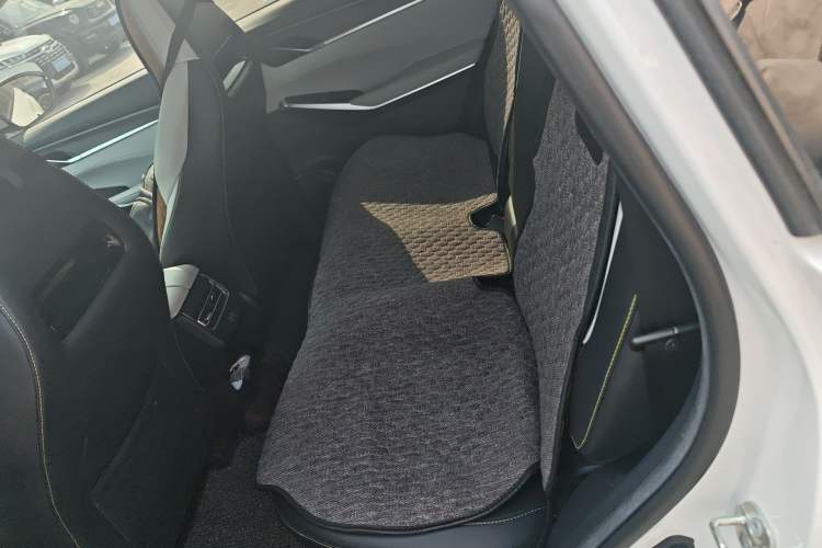 Used CHANGAN CS75 PLUS 2023 3rd Generation 1.5T Automatic Prestige Model Left Rear Seat