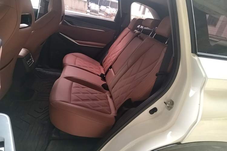 Used CHANGAN CS75 PLUS 2023 3rd Generation 1.5T Automatic Prestige Model Left Rear Seat