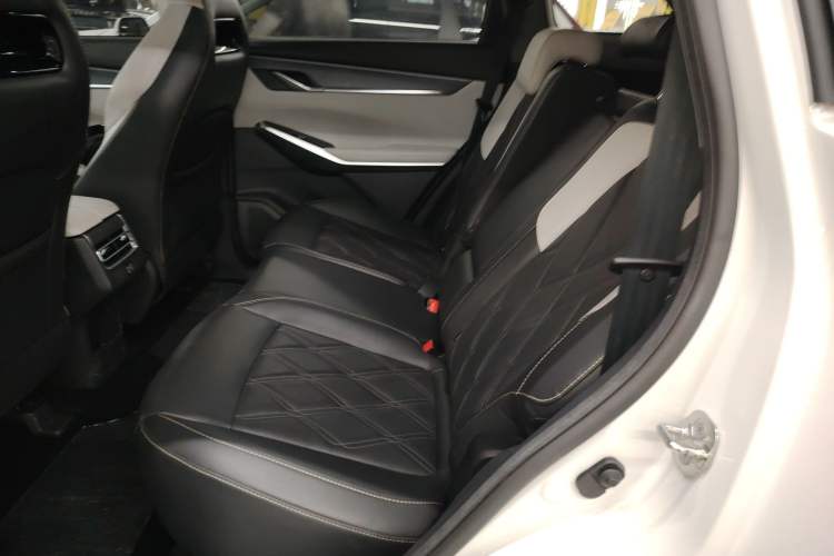 Used CHANGAN CS75 PLUS 2023 3rd Generation 1.5T Automatic Prestige Model Left Rear Seat