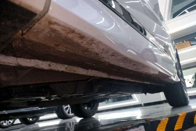 Used CHANGAN CS75 PLUS 2023 3rd Generation 1.5T Automatic Prestige Model Left Side Sill