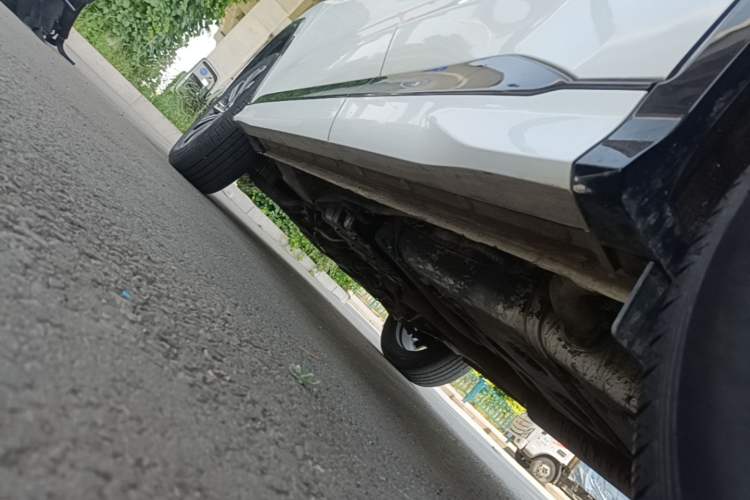 Used CHANGAN CS75 PLUS 2023 3rd Generation 1.5T Automatic Pilot Model Left Side Sill