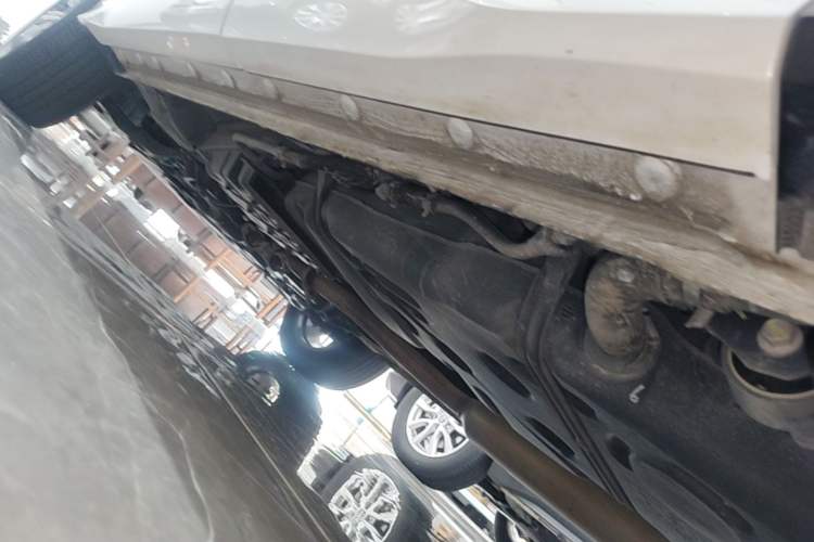 Used CHANGAN CS75 PLUS 2023 3rd Generation 1.5T Automatic Pilot Model Left Side Sill