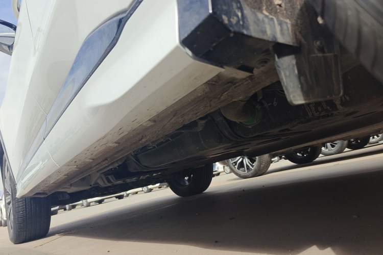 Used CHANGAN CS75 PLUS 2023 3rd Generation 1.5T Automatic Prestige Model Left Side Sill