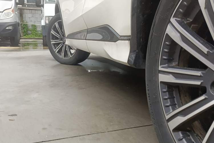 Used CHANGAN CS75 PLUS 2023 3rd Generation 1.5T Automatic Prestige Model Left Side Sill