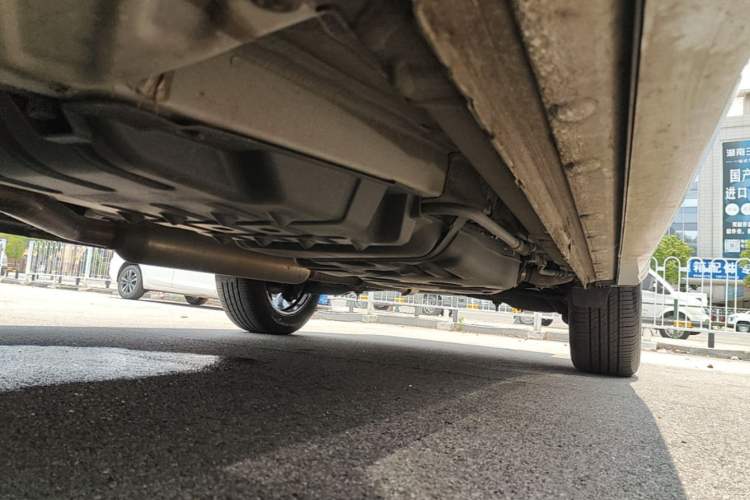 Used CHANGAN CS75 PLUS 2023 3rd Generation 1.5T Automatic Prestige Model Left Side Sill