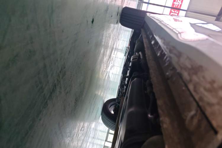 Used CHANGAN CS75 PLUS 2023 3rd Generation 1.5T Automatic Pilot Model Left Side Sill
