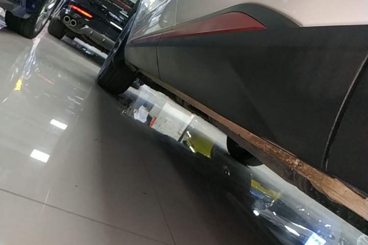 Used CHANGAN CS75 PLUS 2023 2nd Generation 1.5T Automatic Elite Version Left Side Sill