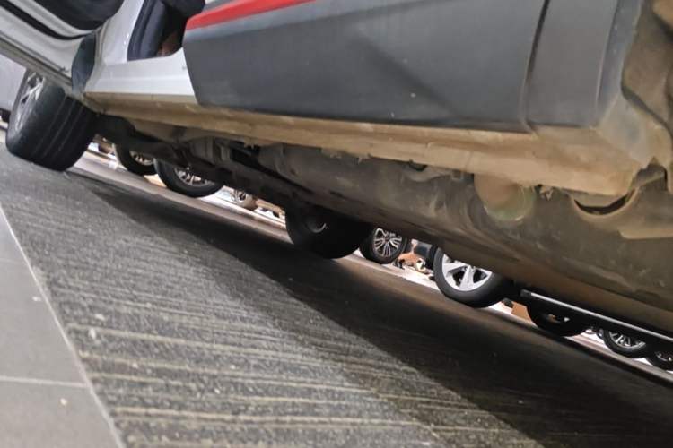 Used CHANGAN CS75 PLUS 2023 2nd Generation 1.5T Automatic Elite Version Left Side Sill