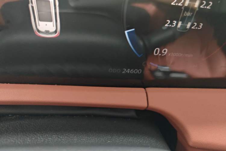 Used CHANGAN CS75 PLUS 2023 3rd Generation 1.5T Automatic Prestige Model Odometer Close Up