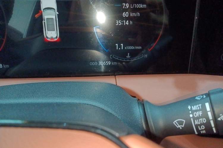 Used CHANGAN CS75 PLUS 2023 3rd Generation 2.0T Automatic Prestige Version Odometer Close Up