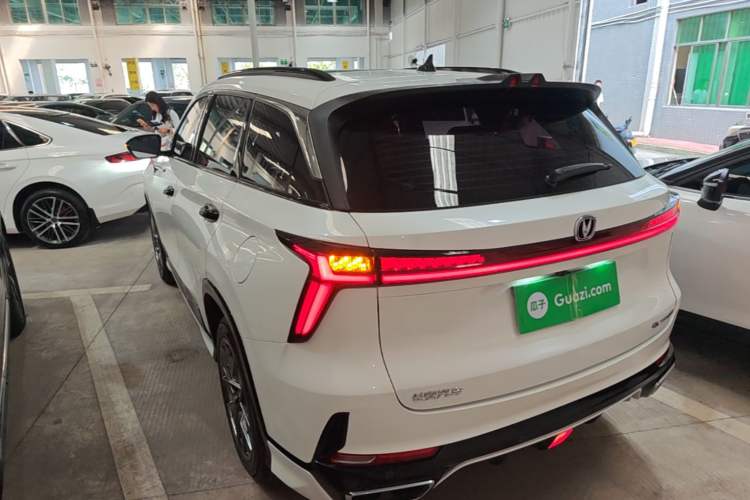 Used CHANGAN CS75 PLUS 2023 3rd Generation 1.5T Automatic Luxury Model Rear Left 45 Deg