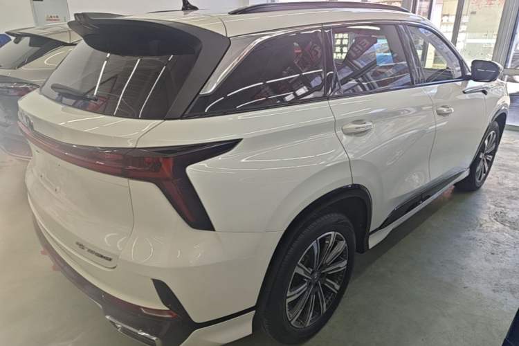 Used CHANGAN CS75 PLUS 2023 3rd Generation 1.5T Automatic Prestige Model Rear Right 45 Deg